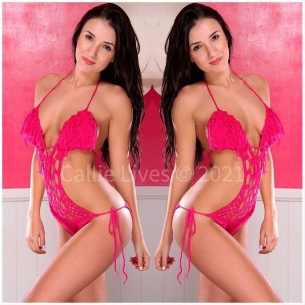 Callie Lives Stasia Hot: Fuchsia Pink Tassel Crochet Monokini Swimsuit Large
